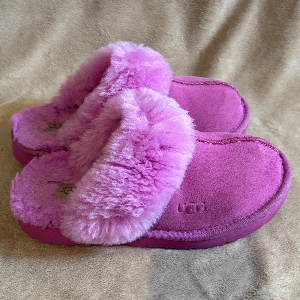 UGG Kids Scuffette II Pink Suede Sheepskin Slippers 1019066K Size 2